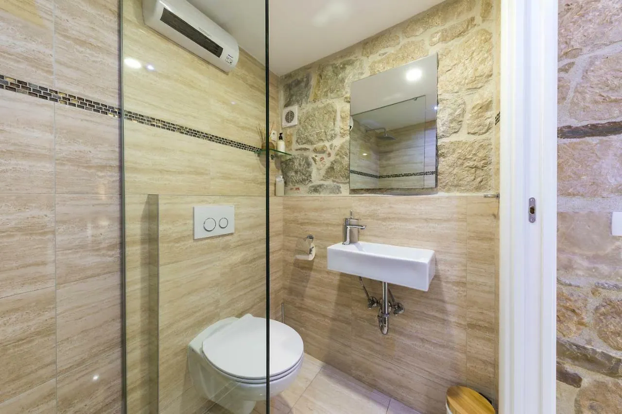 Old Town Pearl Apartment Split